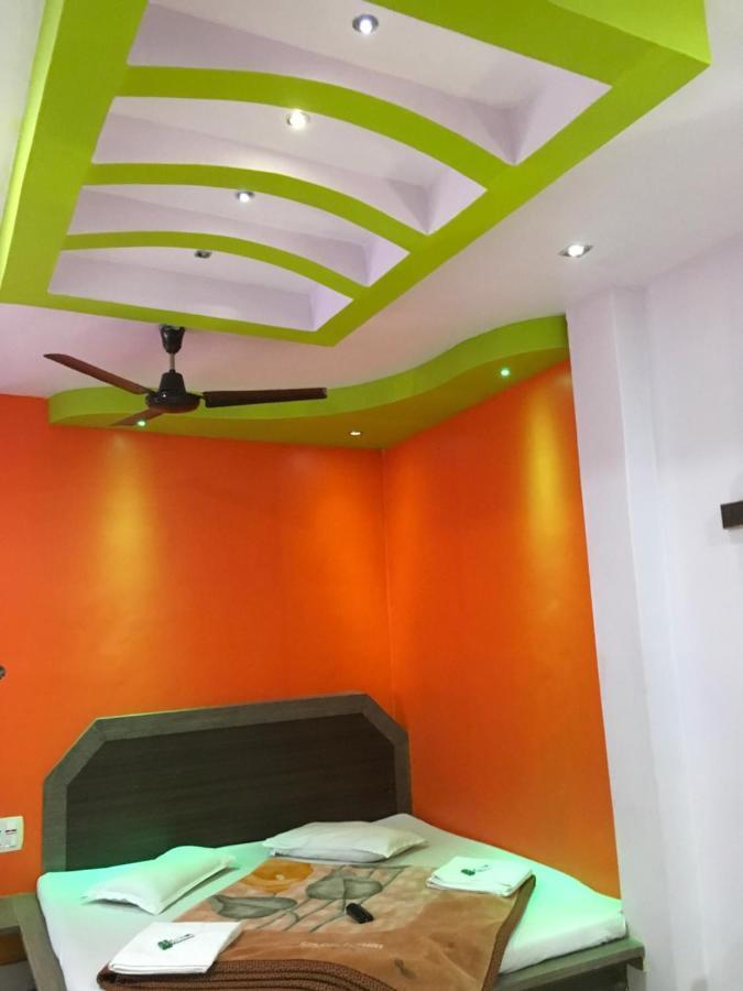 Hotel RAJVIHAR Pachmarhī Buitenkant foto